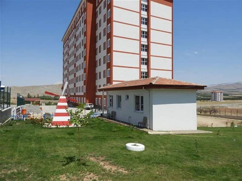 Eşref Bitlis KYK Erkek Öğrenci Yurdu Görsel 3