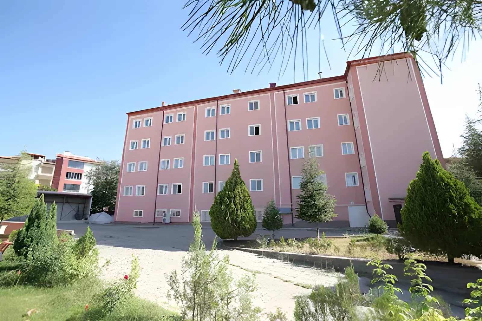 Özel Lale Yükseköğretim Erkek Öğrenci Yurdu