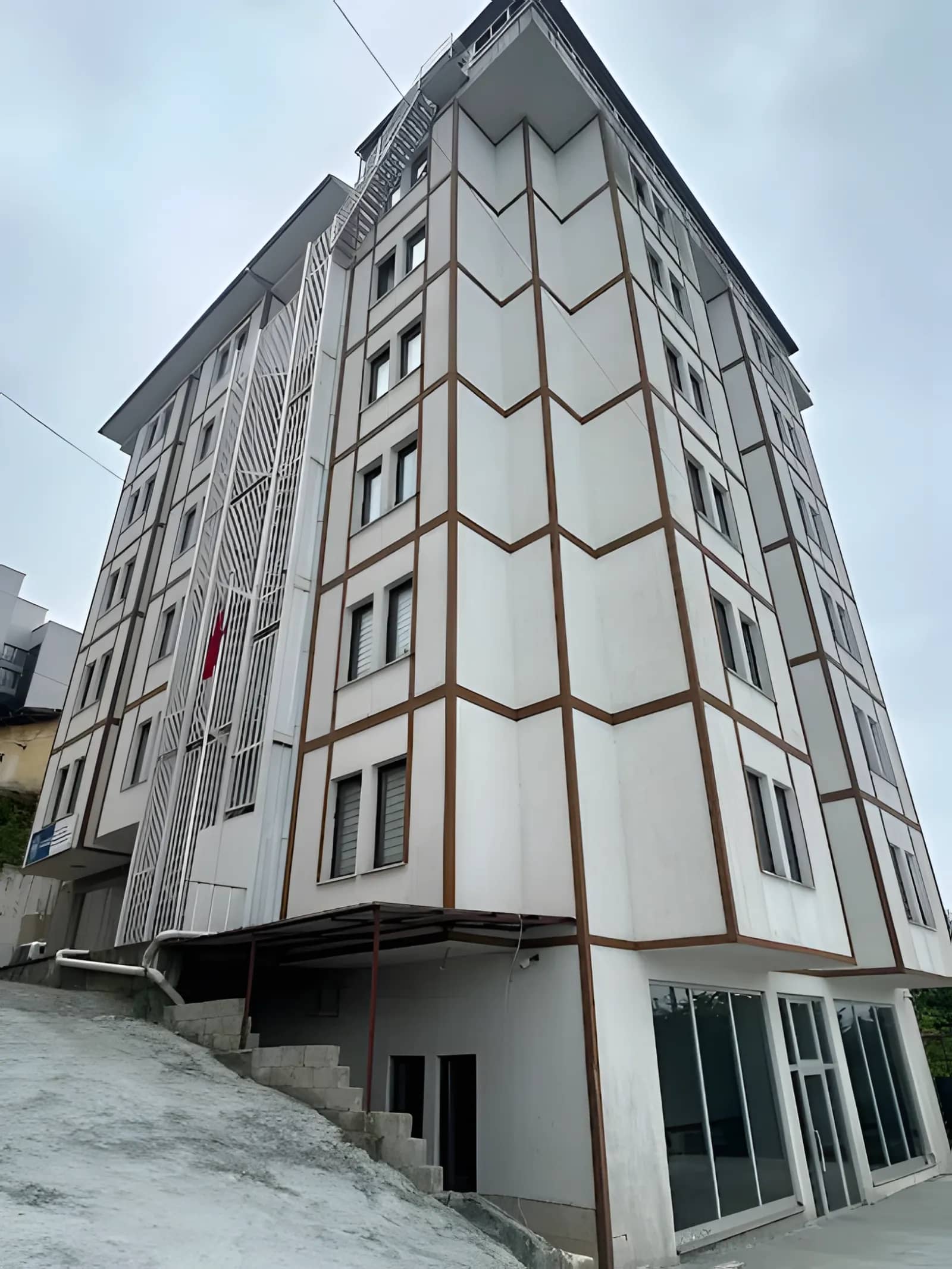 Sürmene Çamburnu Erkek Öğrenci Yurdu
