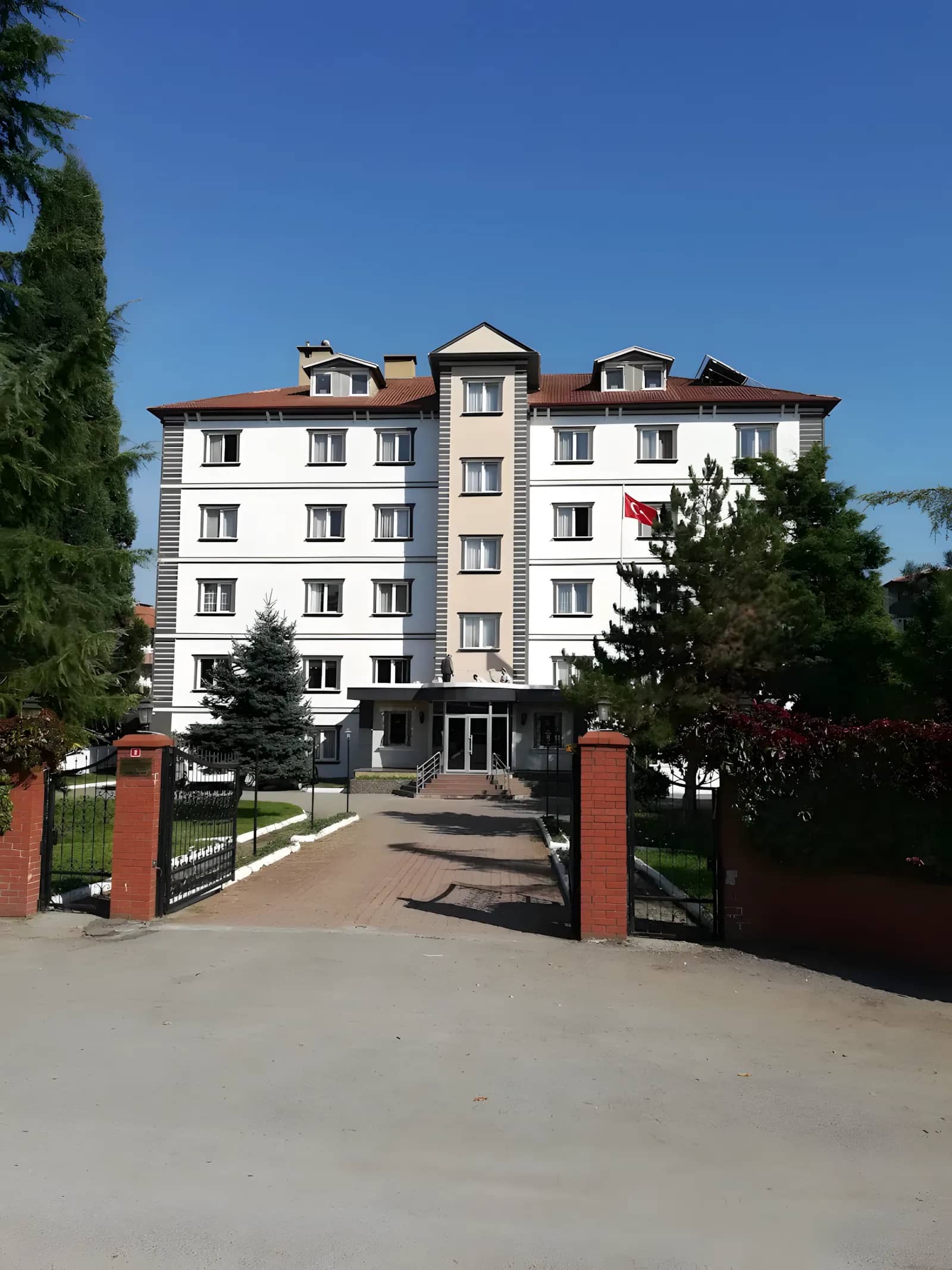 Güzelbahçe Erkek Öğrenci Yurdu Görsel 4