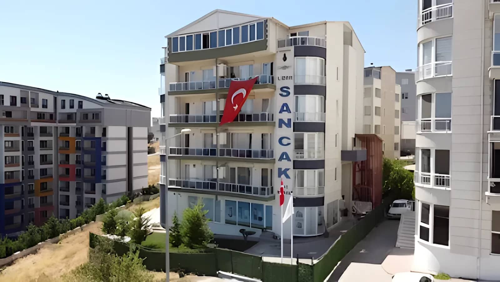 Zeytin Ağacı Kız Öğrenci Yurdu