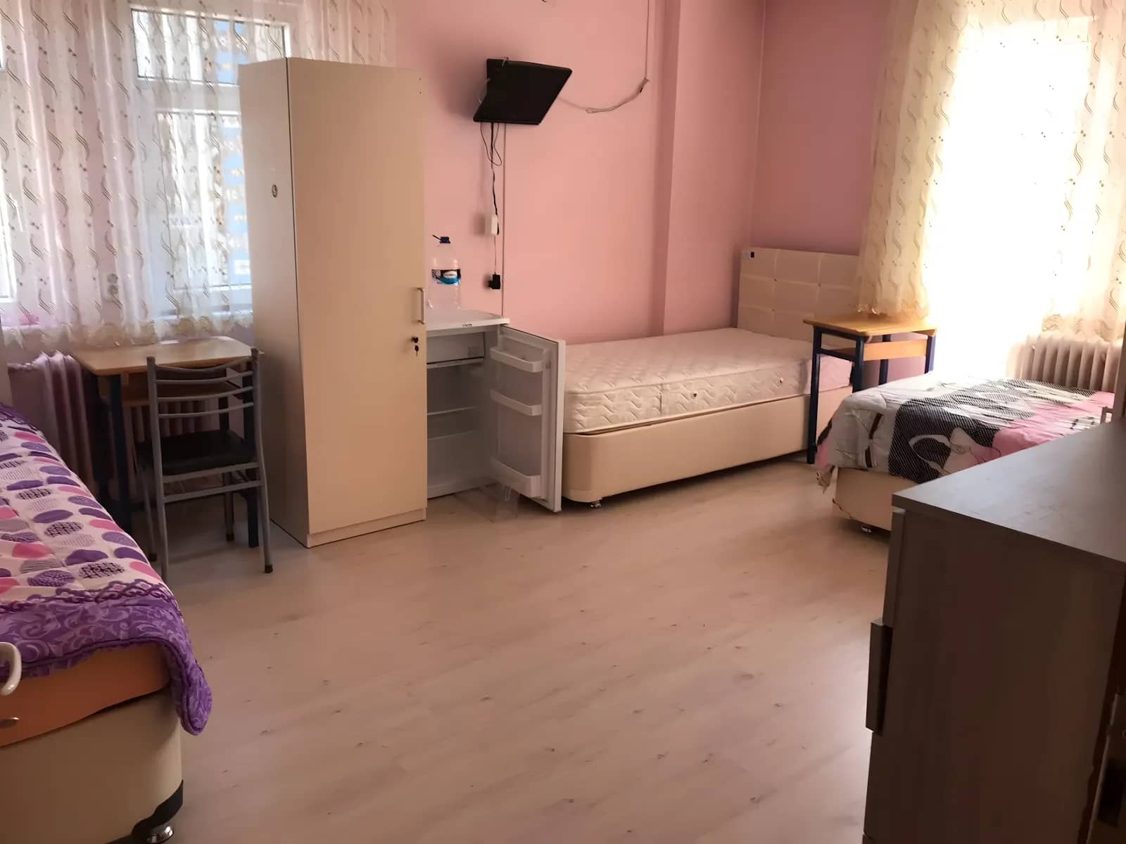 Doğru - El Kız Öğrenci Evi Görsel 3