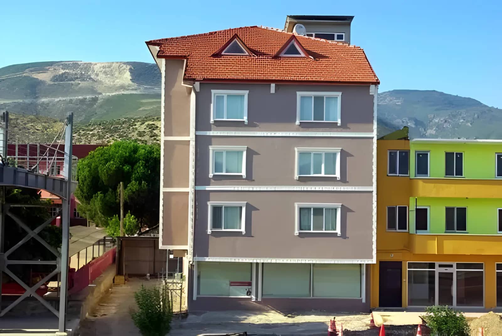 Çavuşoğlu Kız Öğrenci Yurdu Görsel 2