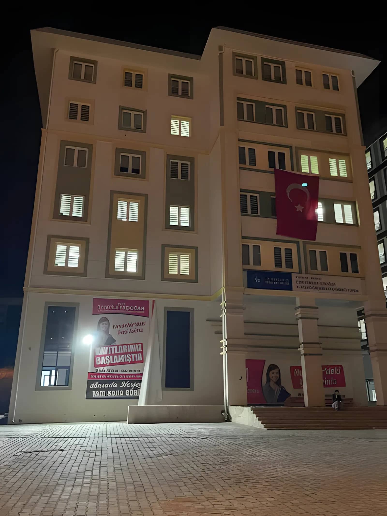 Neriman Yavuz Armağan Kız Ögrenci Yurdu