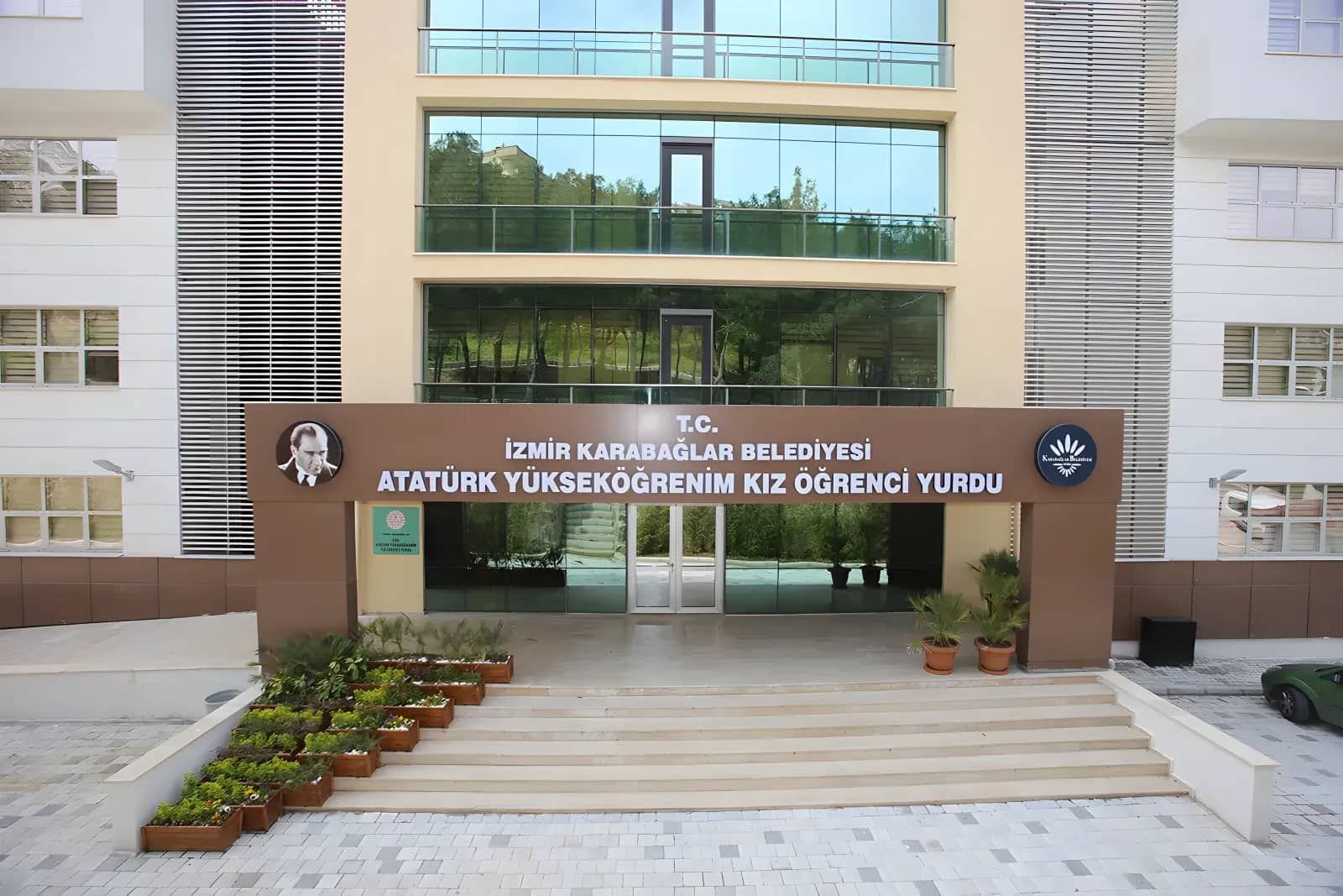 Karabağlar Belediyesi Atatürk Yükseköğrenim Kız Öğrenci Yurdu Görsel 2