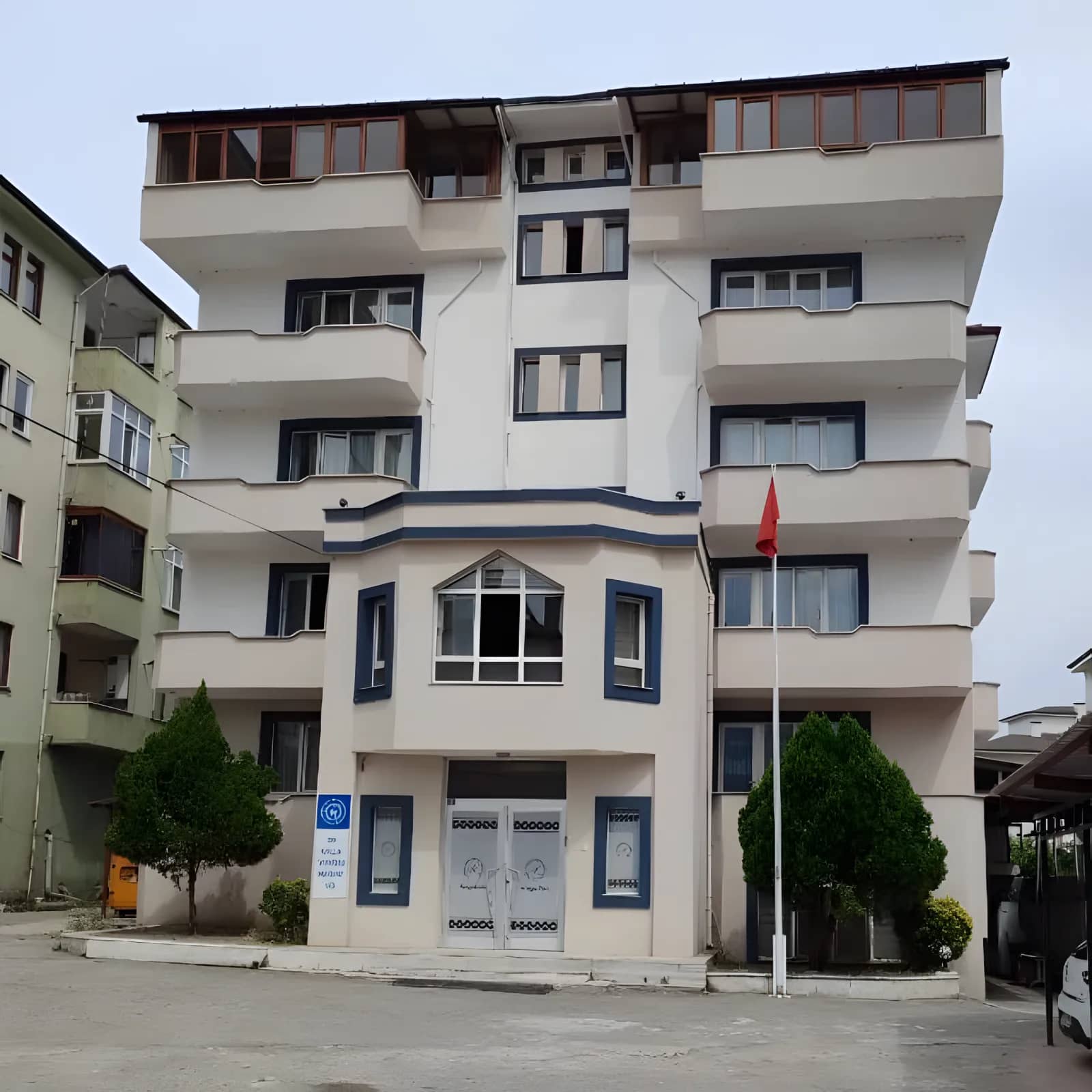 Kılavuzlar Erkek Öğrenci Yurdu Görsel 2