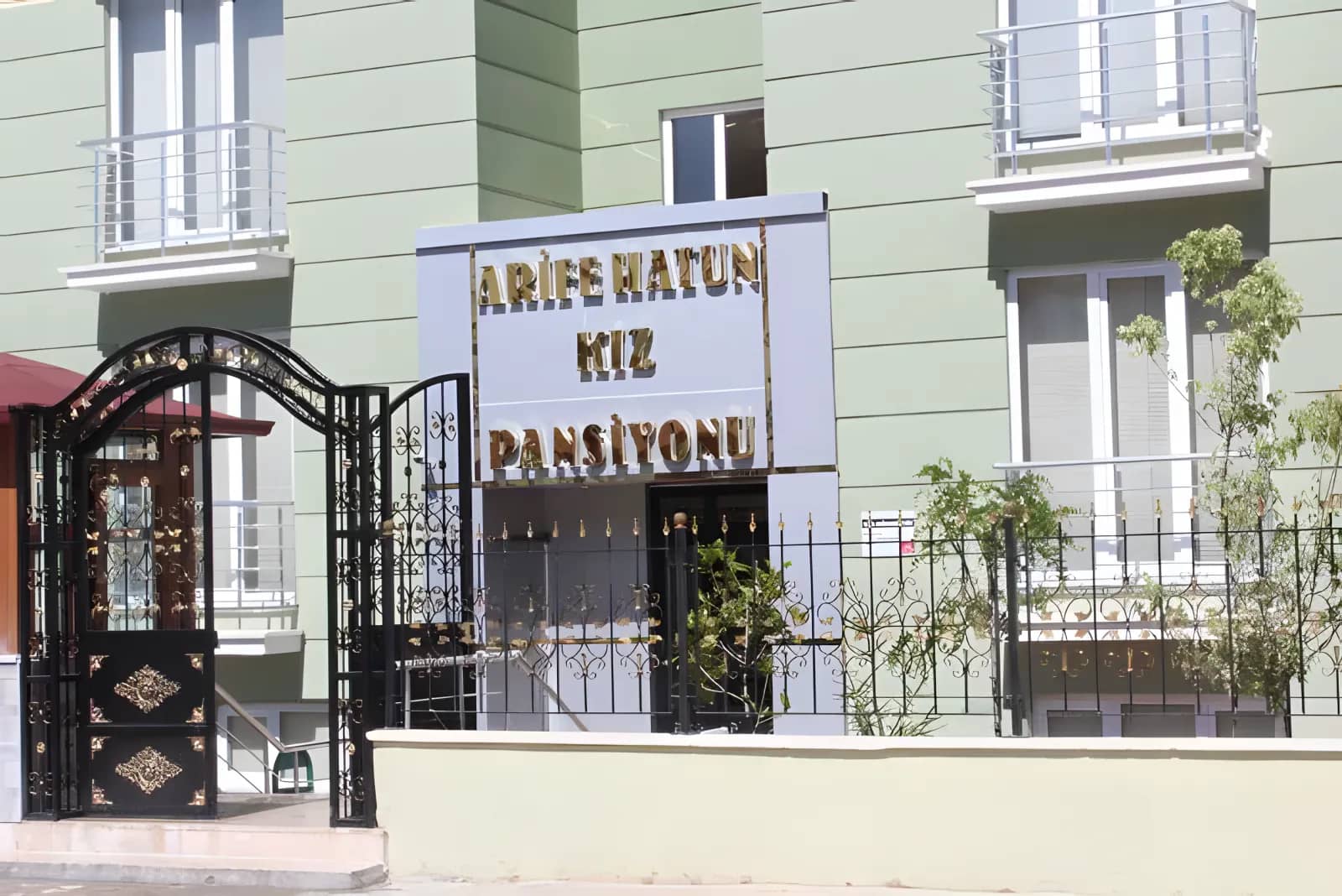 Arife Hatun Kız Öğrenci Apart Pansiyonu