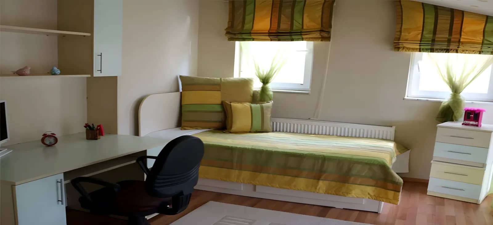 Soho House Kız Öğrenci Apartı