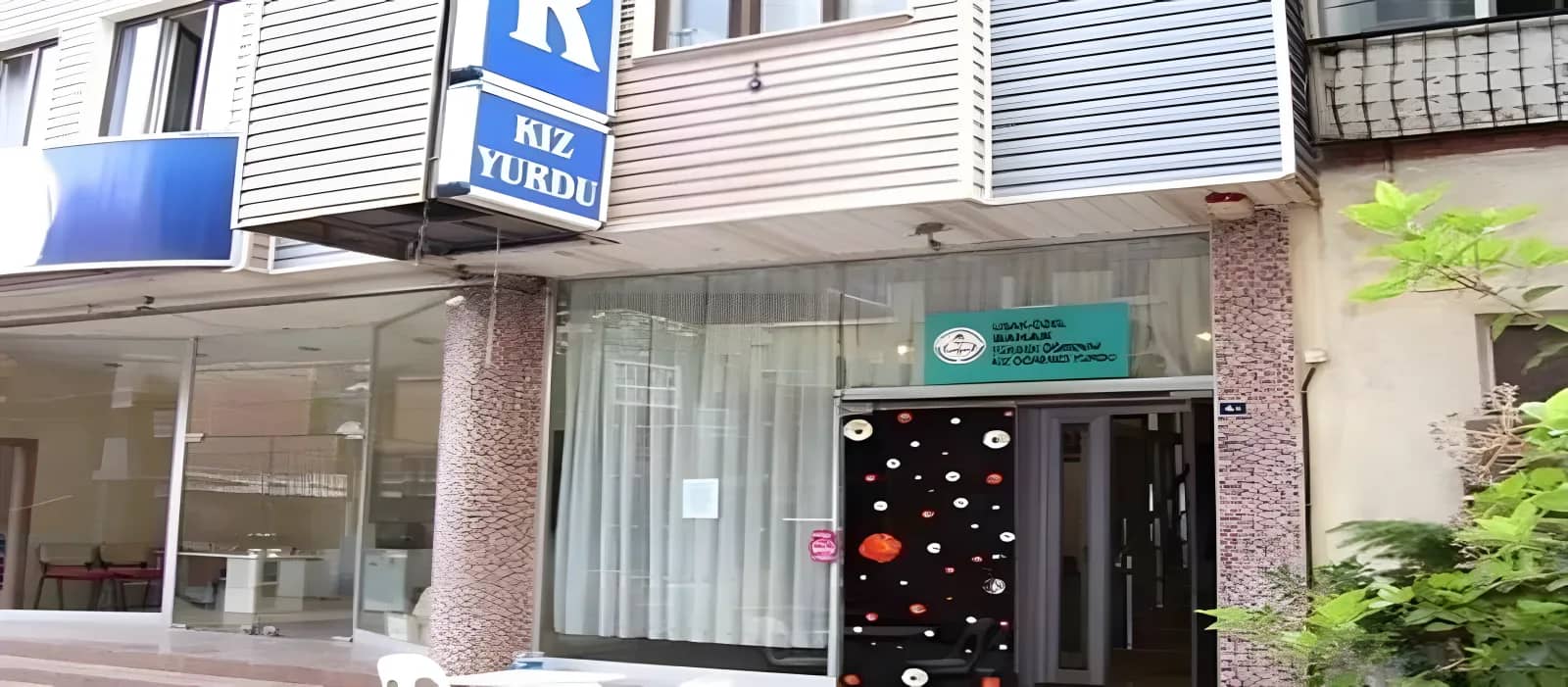 Uşak Bahar Kız Öğrenci Yurdu