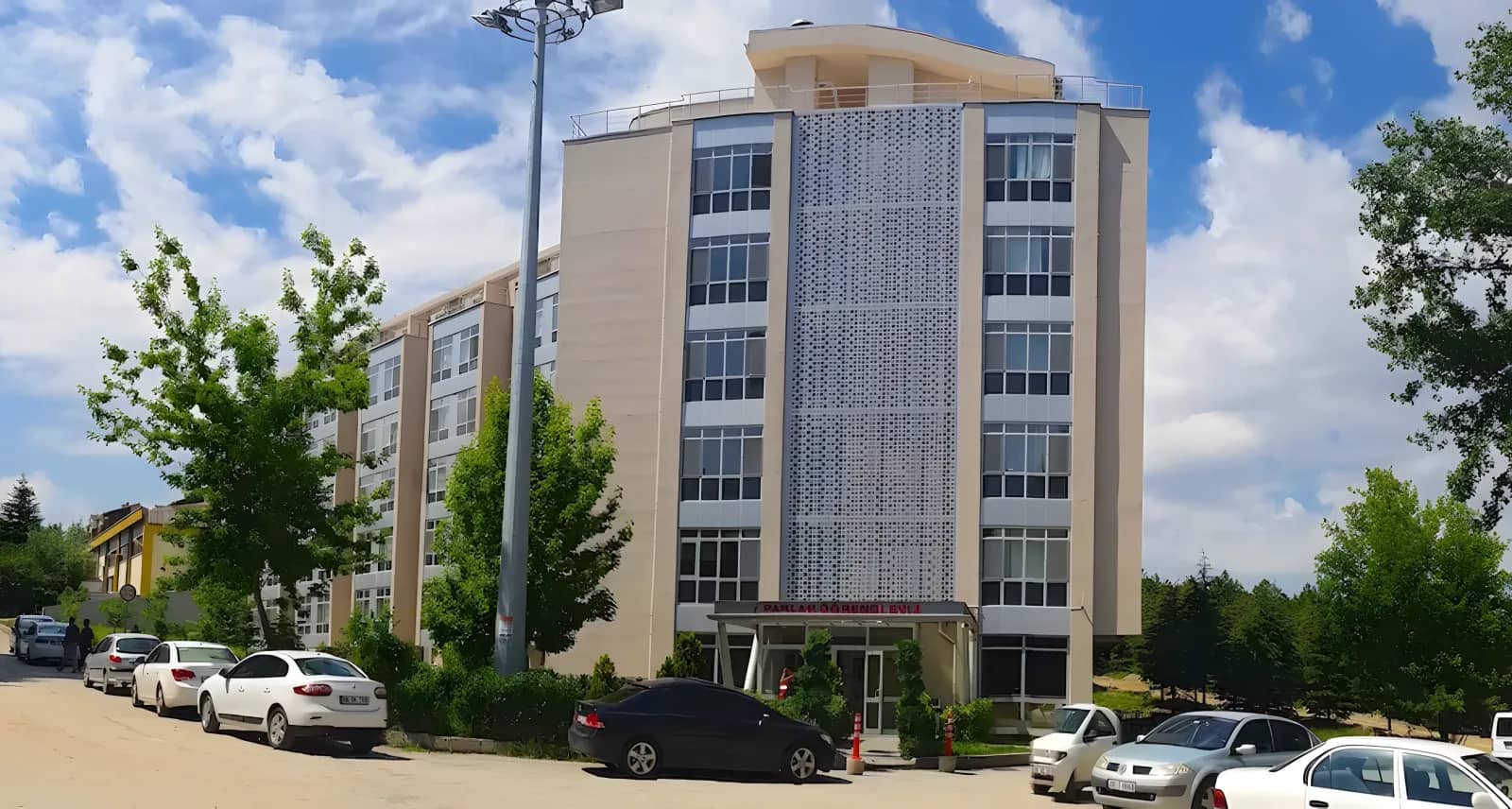 Parlar Kız Öğrenci Yurdu Görsel 2