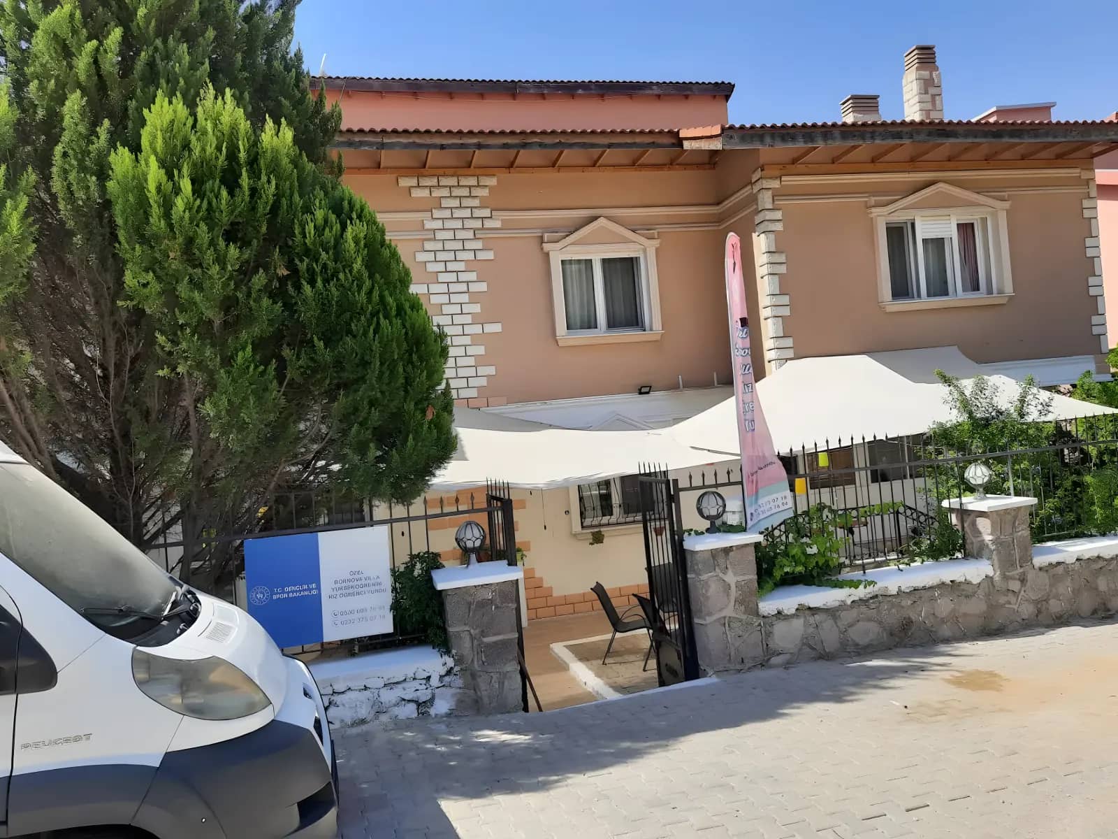 Özel Bornova Villa Yükseköğretim Kız Öğrenci Yurdu Görsel 2