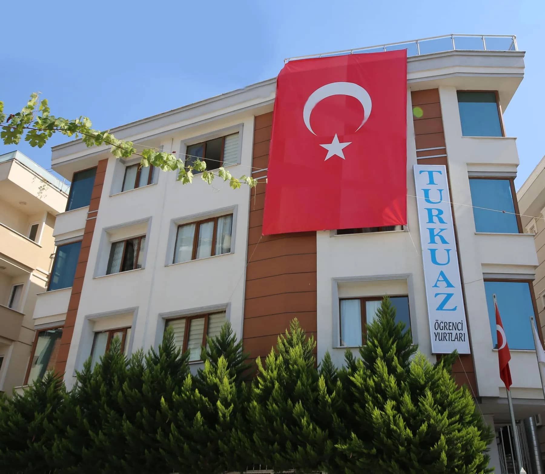 Turkuaz Maltepe Kız Öğrenci Yurdu