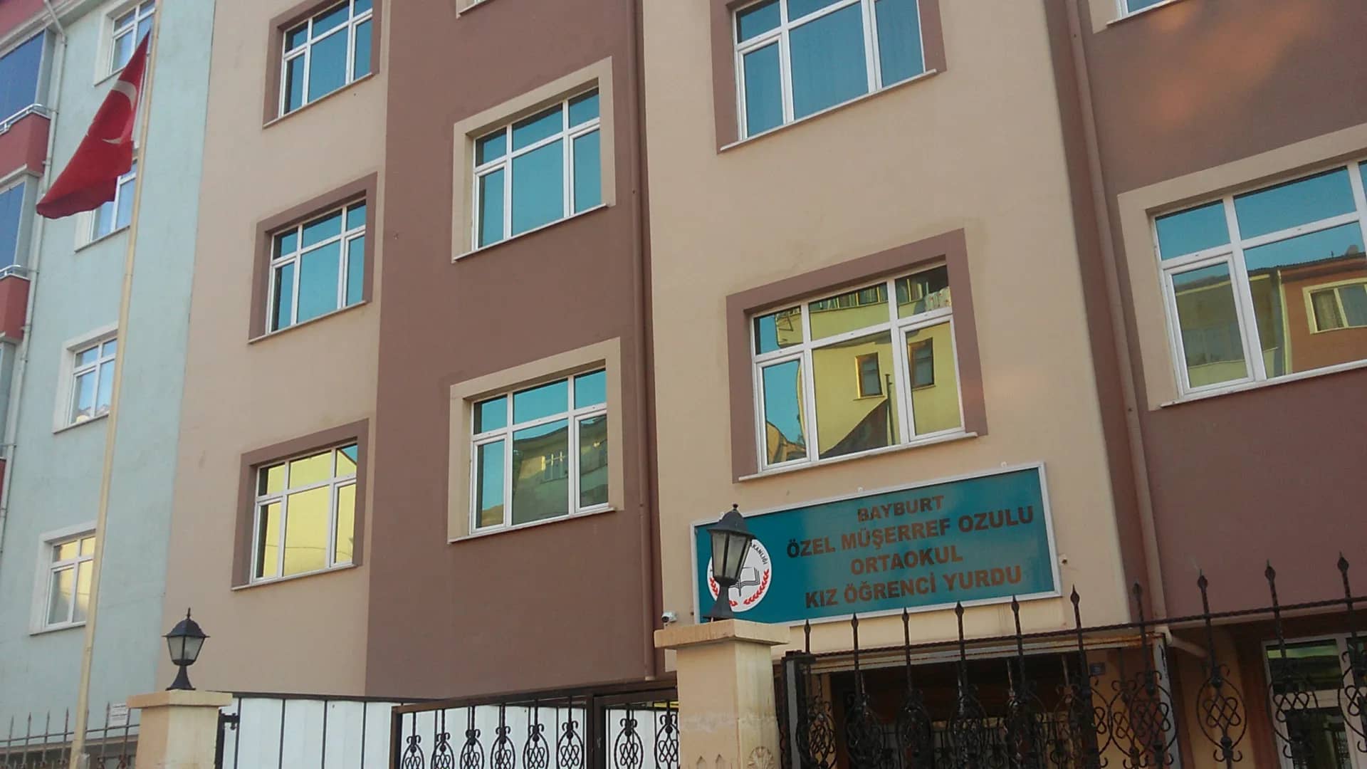 Özel Müşerref Özülü Kız Öğrenci Yurdu Görsel 2