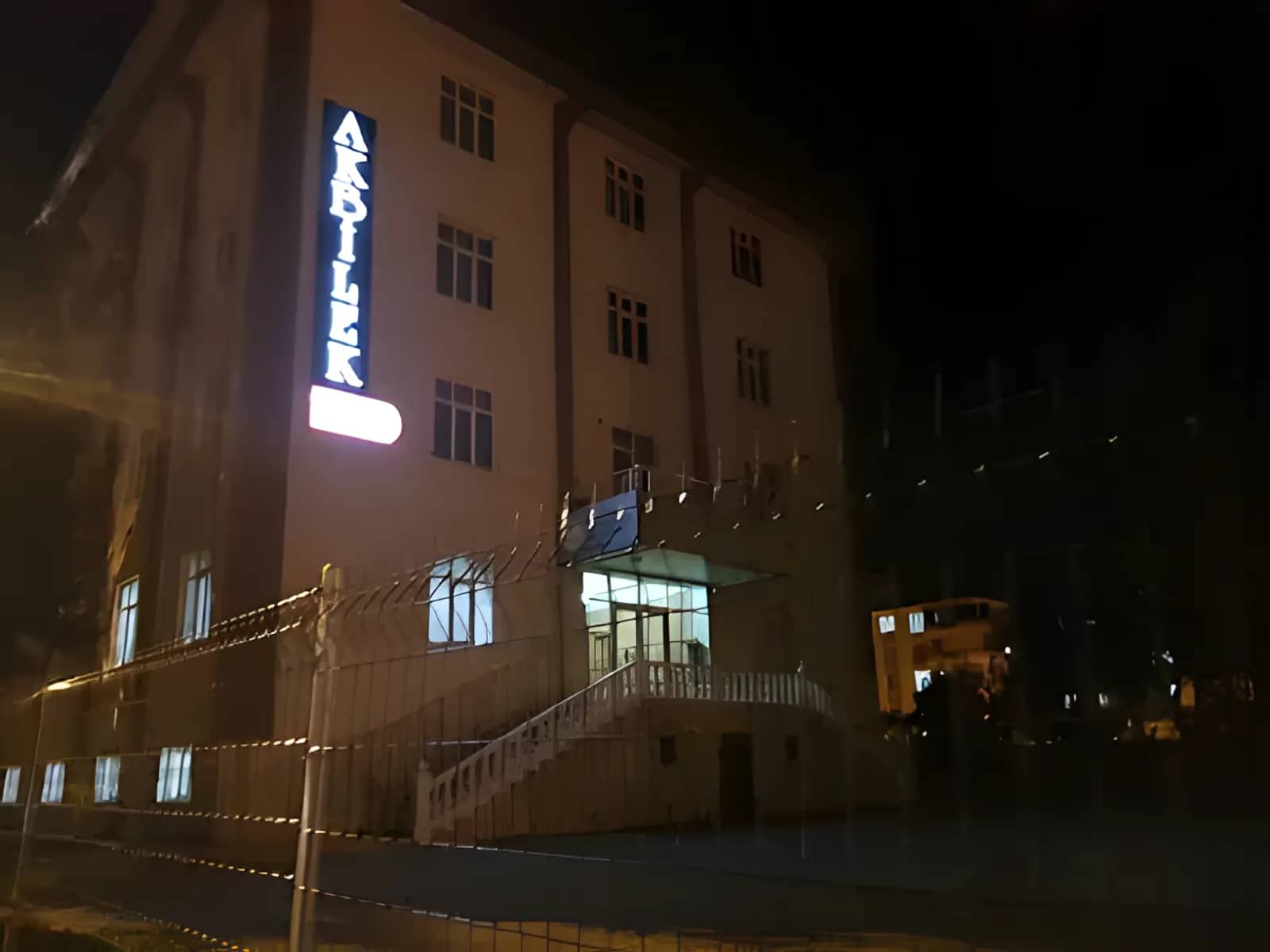Özel Akbilek Yüksek Öğrenim Erkek Öğrenci Yurdu
