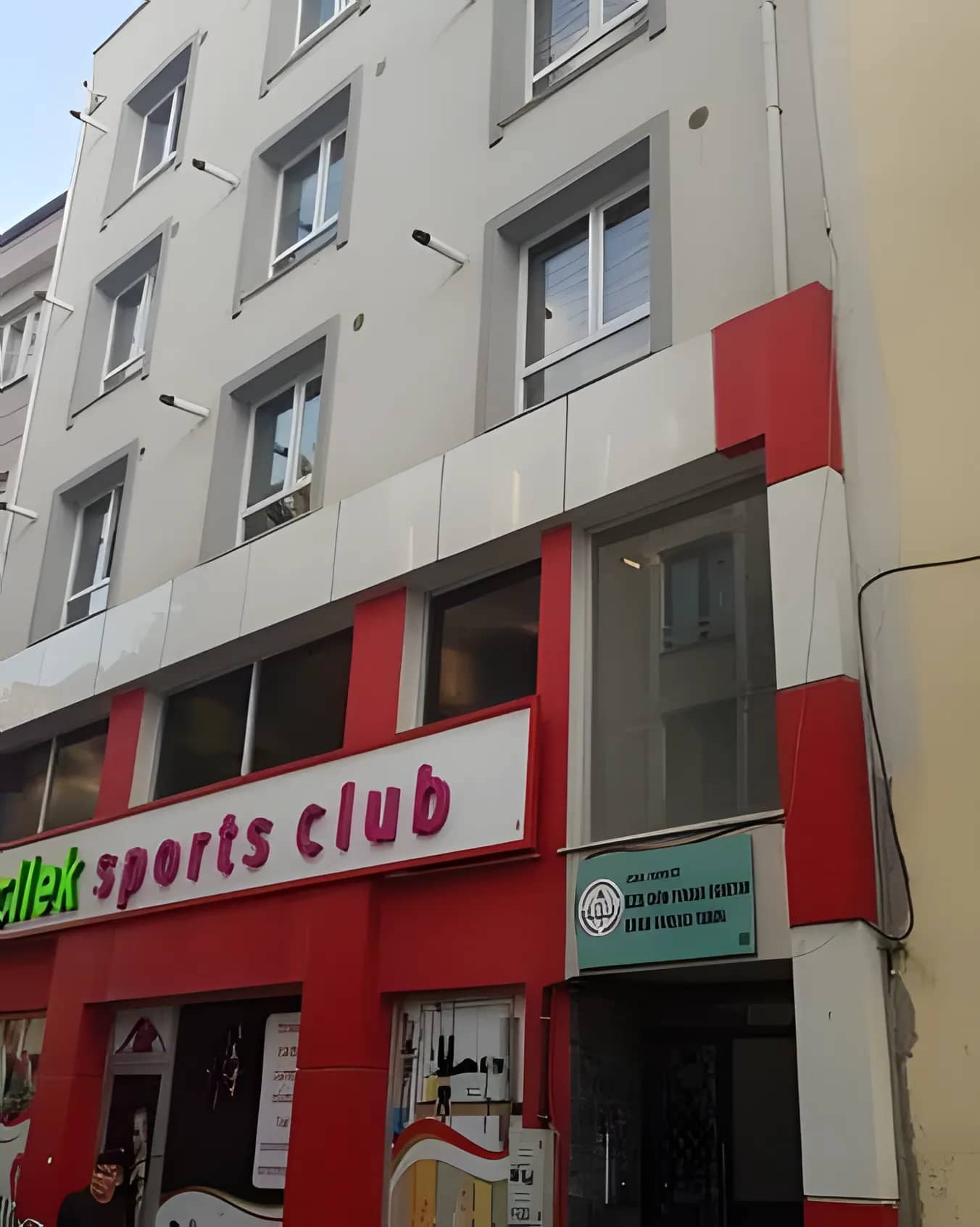 Uşak Ekim Erkek Öğrenci Yurdu