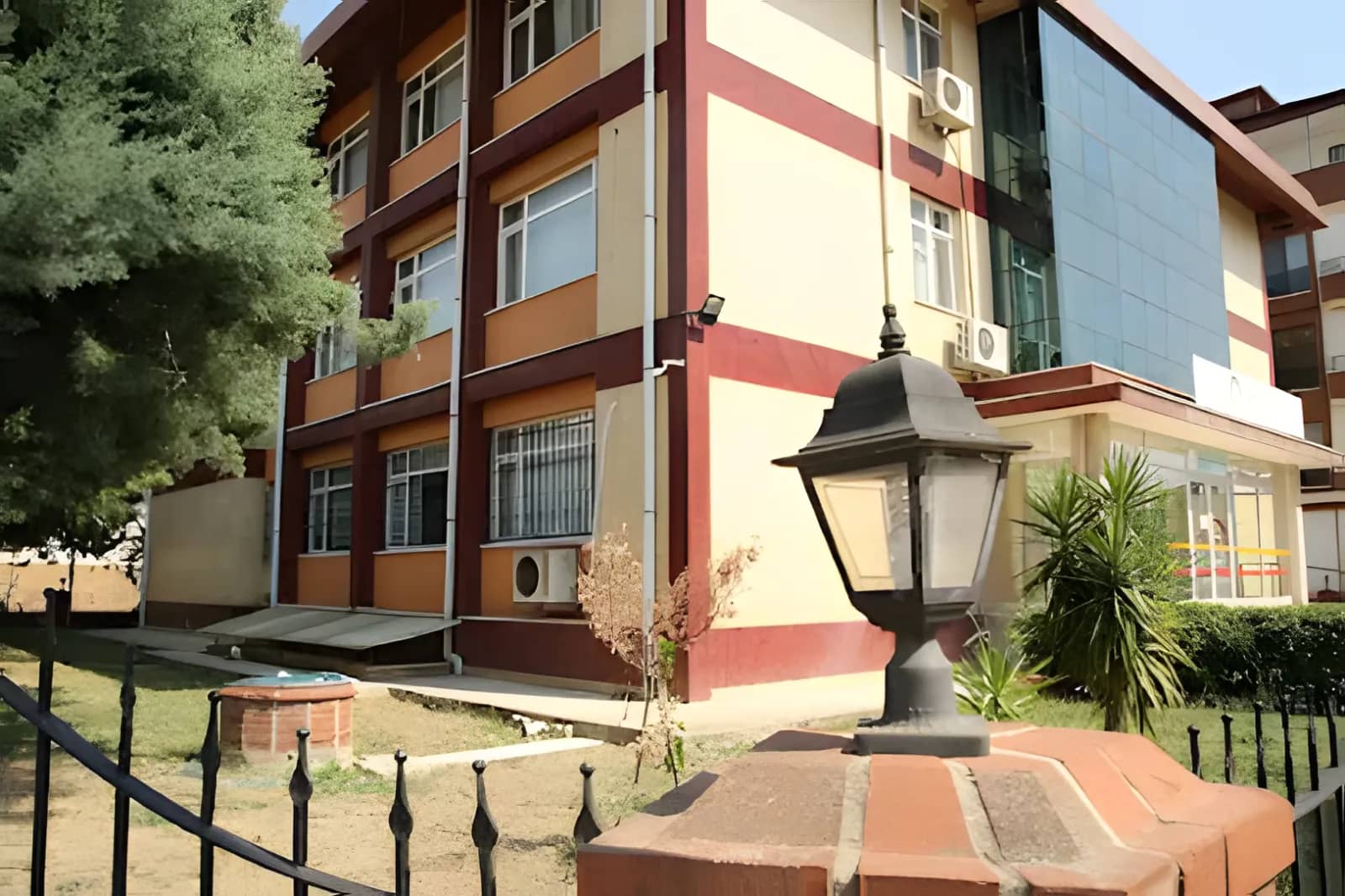 Özel Önder Yalova Yükseköğretim Kız Öğrenci Yurdu