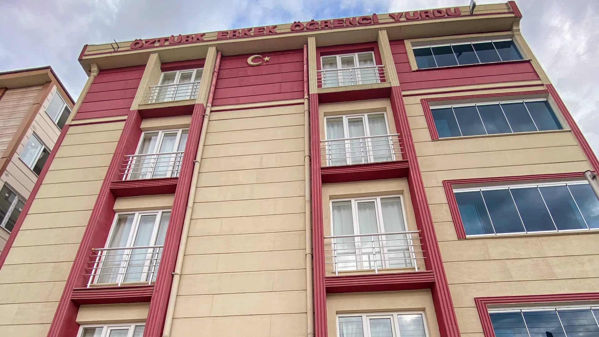 Öztürk Erkek Öğrenci Yurdu Görsel 2