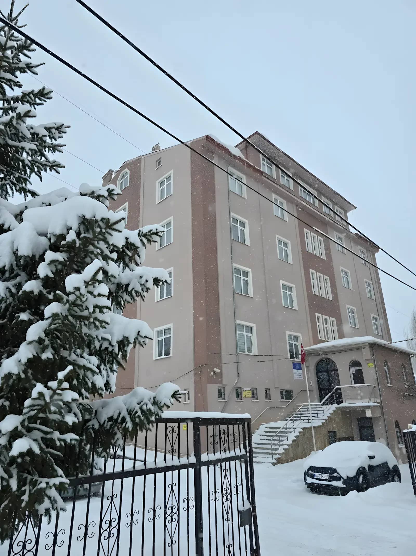 Bayburt Özel Muradiye Erkek Öğrenci Yurdu Görsel 2