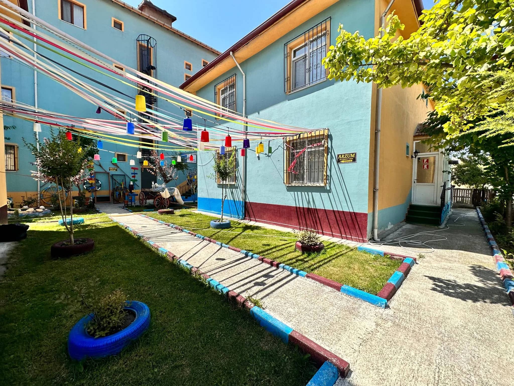 Altıntaş Arzum Kız Öğrenci Yurdu Görsel 2