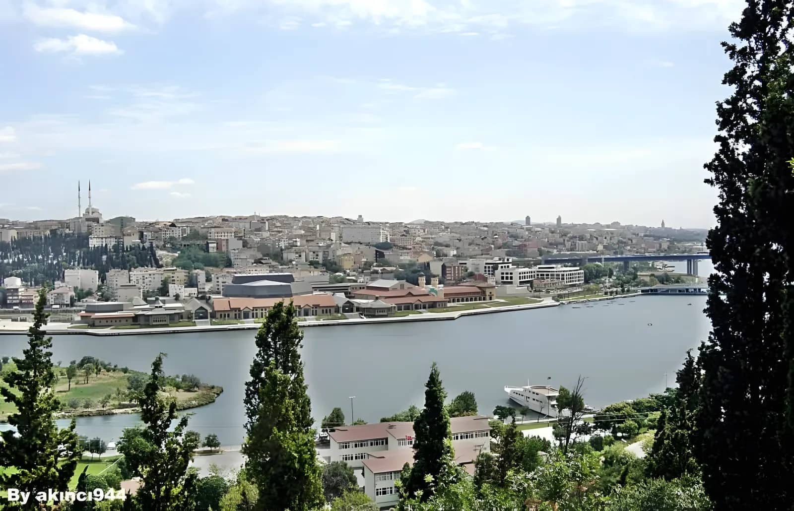 Turkuaz Sütlüce Kız Öğrenci Yurdu Görsel 3