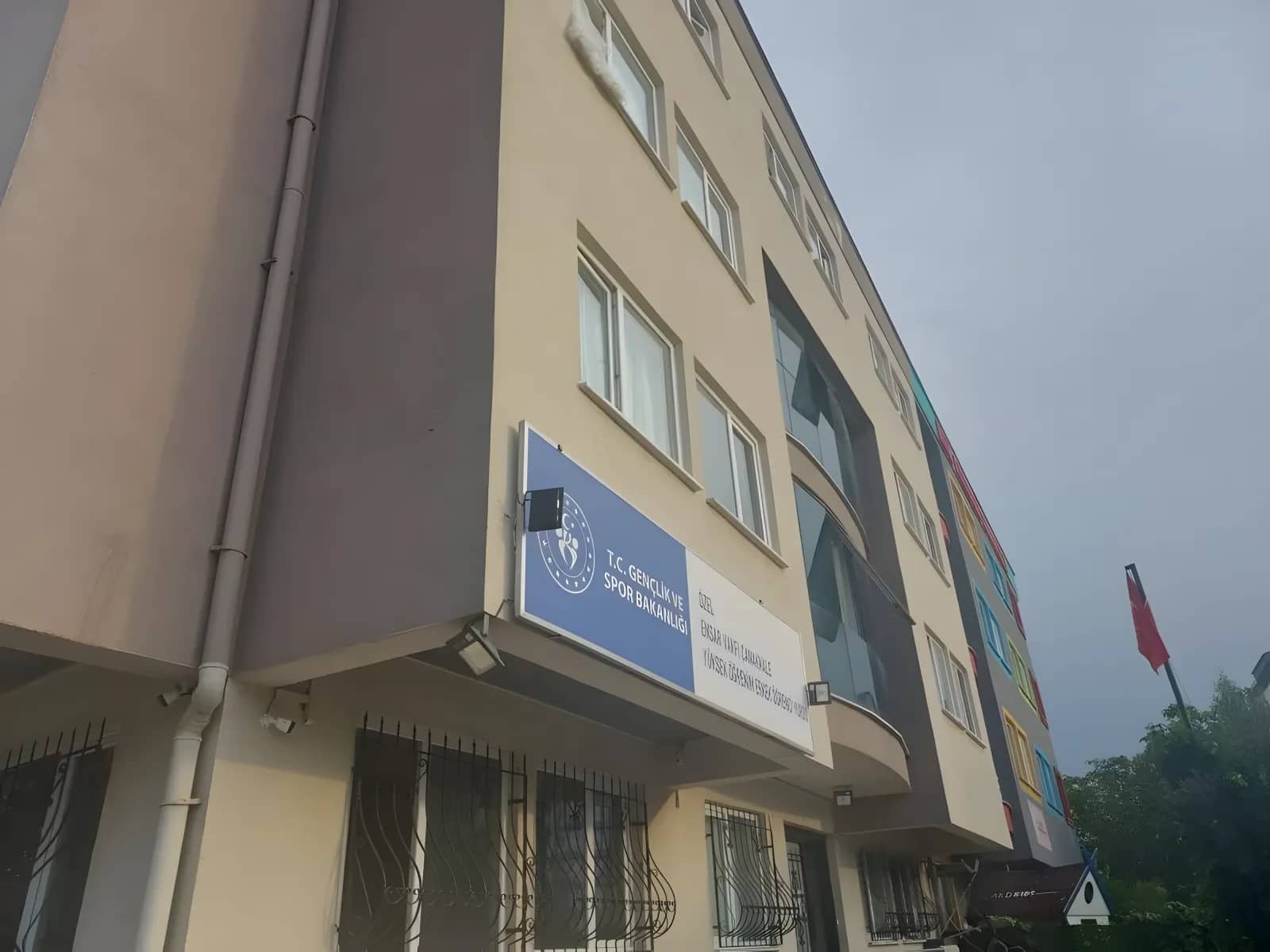 Özel Ensar Vakfı Çanakkale Yükseköğrenim Erkek Öğrenci Yurdu