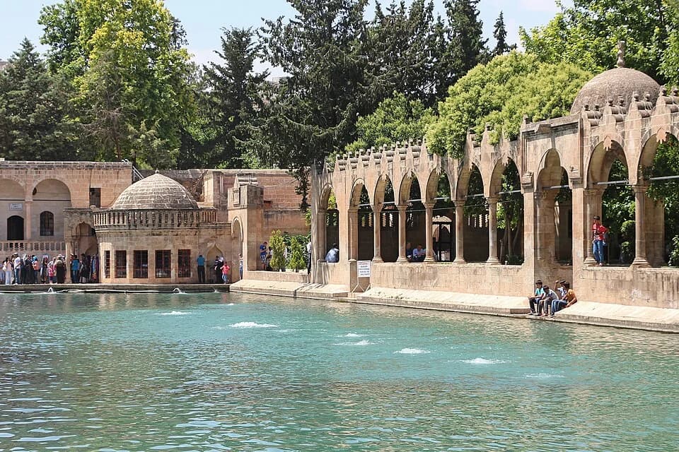 Şanlıurfa Öğrenci Rehberi ve Yurtları