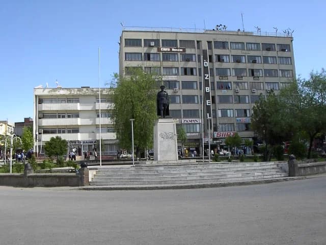 Siirt Öğrenci Rehberi ve Yurtları
