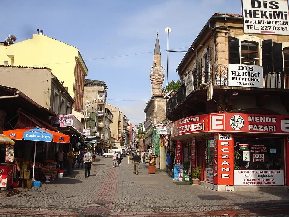 Uşak Öğrenci Rehberi ve Yurtları