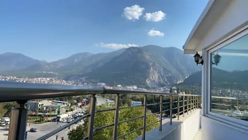 İ*** fotoğrafı 2