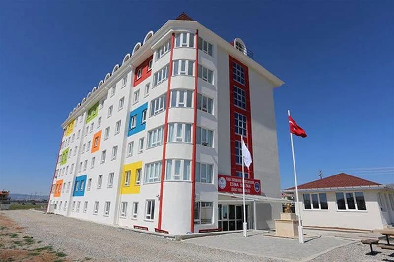 Esma Sultan KYK Kız Ve Erkek Öğrenci Yurdu Küçük Resim 2