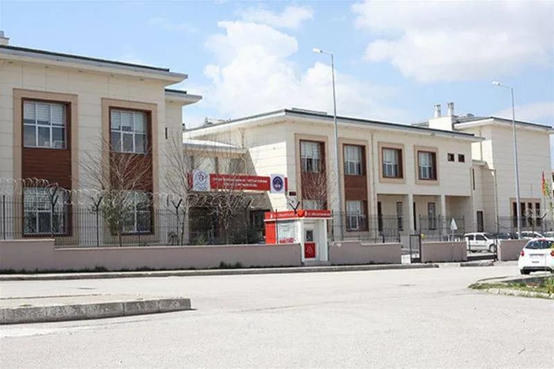 Gölbaşı KYK Erkek Öğrenci Yurdu Küçük Resim 2