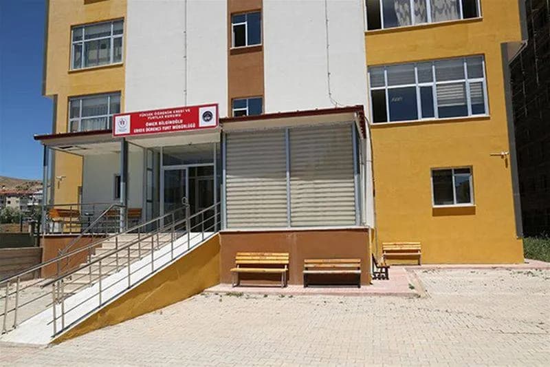 Ömer Bilginoğlu KYK Erkek Öğrenci Yurdu Küçük Resim 2