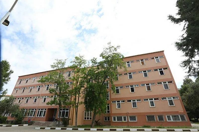 Zübeyde Hanım KYK Kız Öğrenci Yurdu Küçük Resim 1