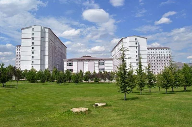Saliha Sultan KYK Kız Öğrenci Yurdu Küçük Resim 1