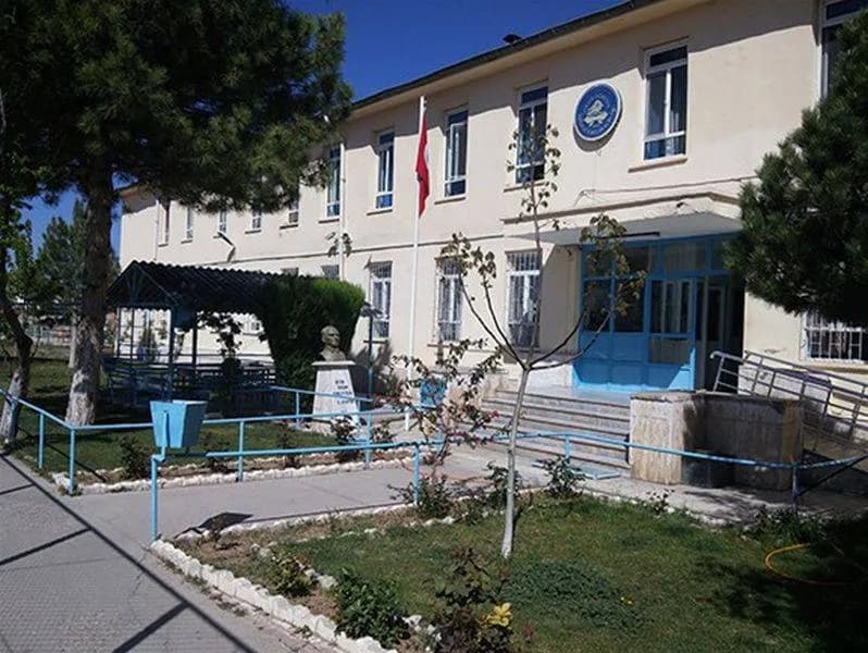 Çumra KYK Kız Ve Erkek Öğrenci Yurdu Küçük Resim 1