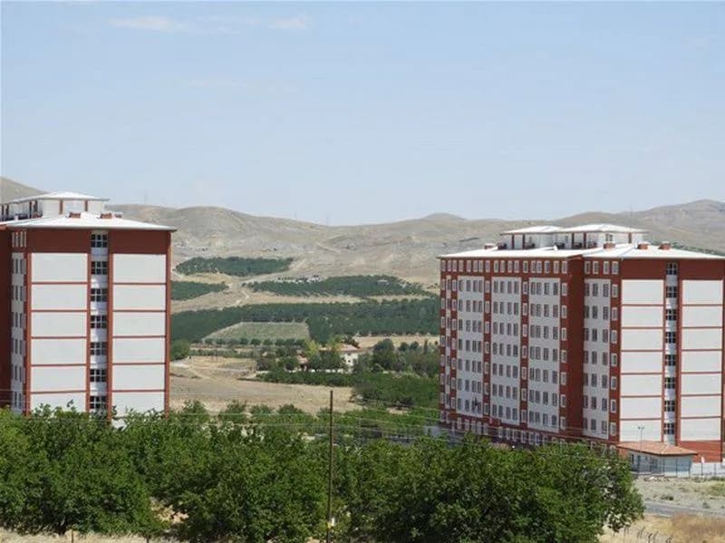 Eşref Bitlis KYK Erkek Öğrenci Yurdu Küçük Resim 1