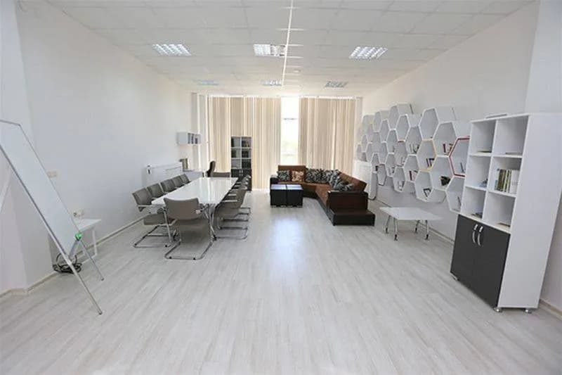 Malatya Hacı Hafize Özal KYK Kız Öğrenci Yurdu Küçük Resim 10