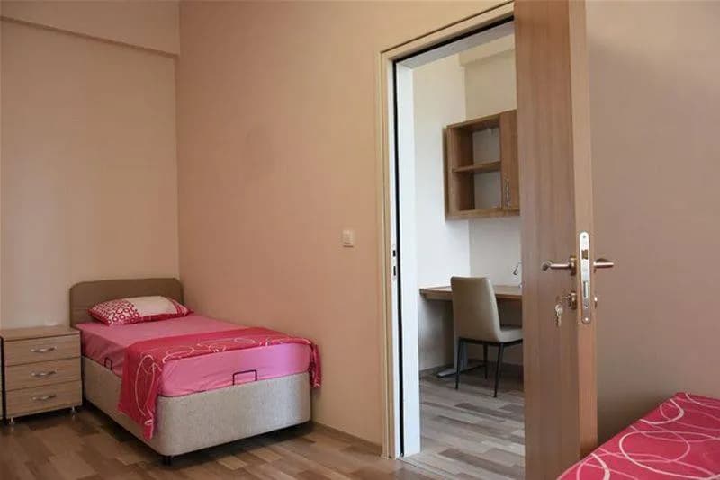 Erdemli Kız Kalesi KYK Kız Ve Erkek Öğrenci Yurdu Küçük Resim 7