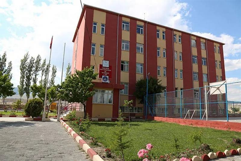 Bor KYK Kız Öğrenci Yurdu Küçük Resim 8