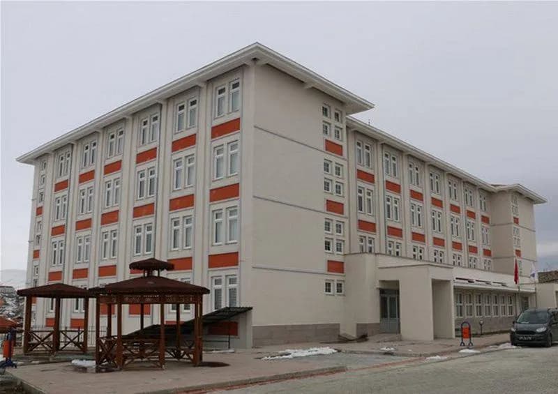 Ulukışla KYK Kız Ve Erkek Öğrenci Yurdu Küçük Resim 2