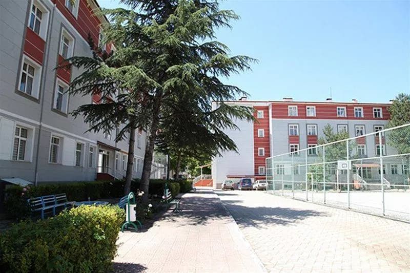 Tokat Gaziosmanpaşa KYK Erkek Öğrenci Yurdu Küçük Resim 2