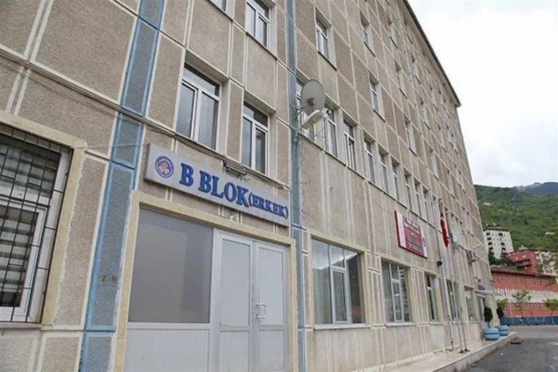 Maçka Şükrü Karadeniz KYK Kız Ve Erkek Yurdu Küçük Resim 3