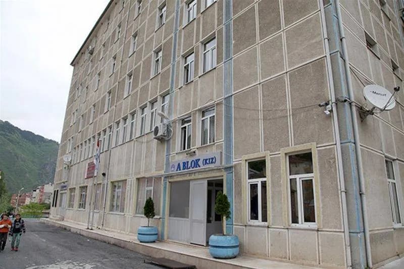 Maçka Şükrü Karadeniz KYK Kız Ve Erkek Yurdu Küçük Resim 5
