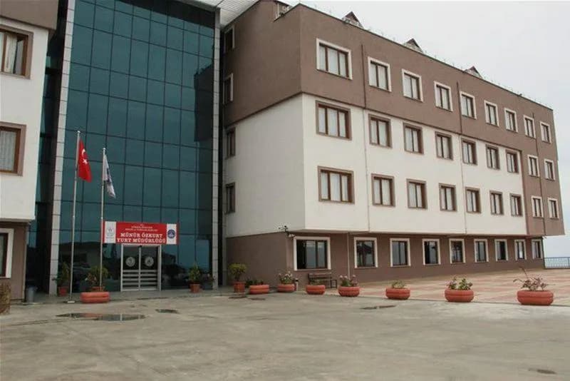 Münür Özkurt KYK Kız Öğrenci Yurdu Küçük Resim 1