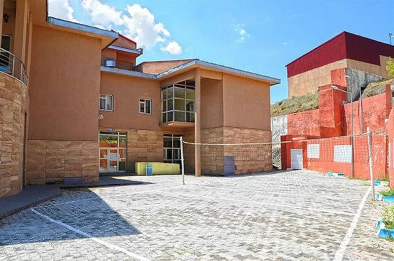 Gevaş KYK Kız Ve Erkek Öğrenci Yurdu Küçük Resim 1