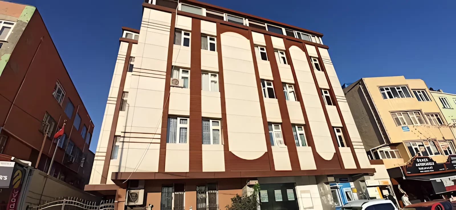 Kanarya Erkek Öğrenci Yurdu Küçük Resim 1
