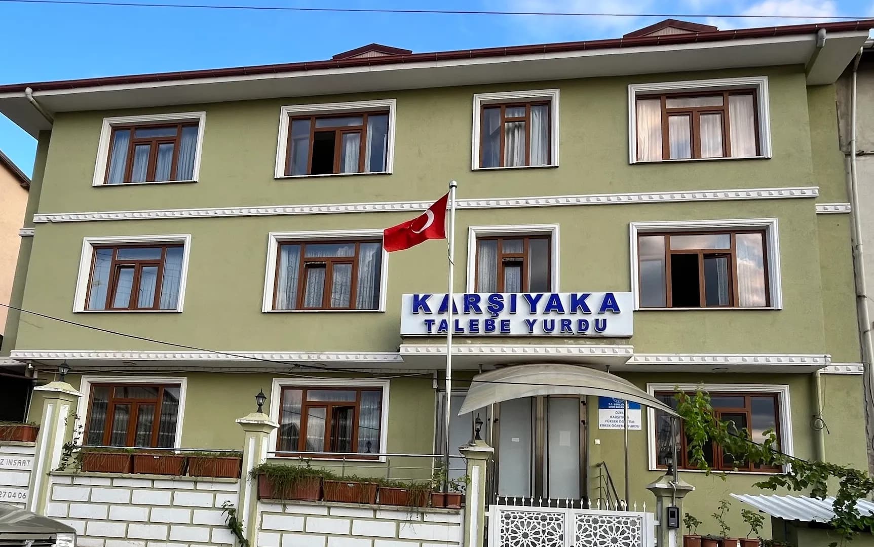 Simav Karşıyaka Yüksek Öğretim Erkek Ögrenci Yurdu Küçük Resim 2