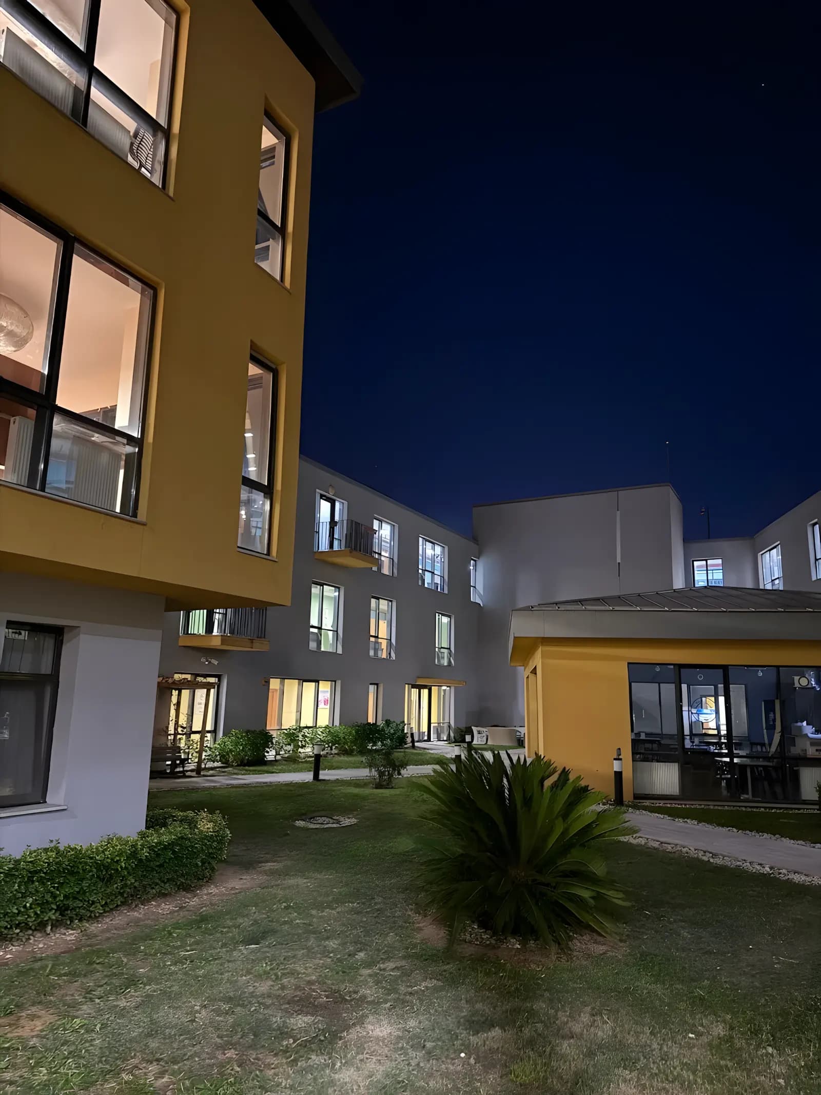İstanbul Sabahattin Zaim Üniversitesi Erkek Öğrenci Yurdu Küçük Resim 6