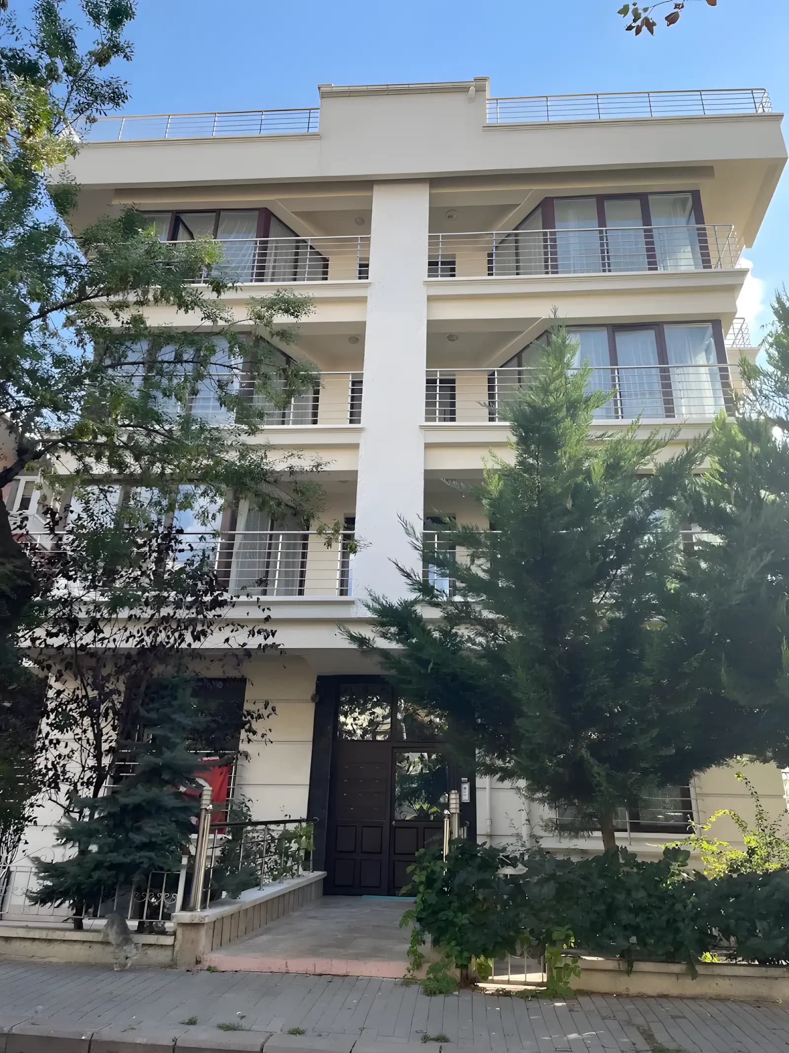 Özel Naz Yükseköğrenim Kız Öğrenci Yurdu Küçük Resim 2