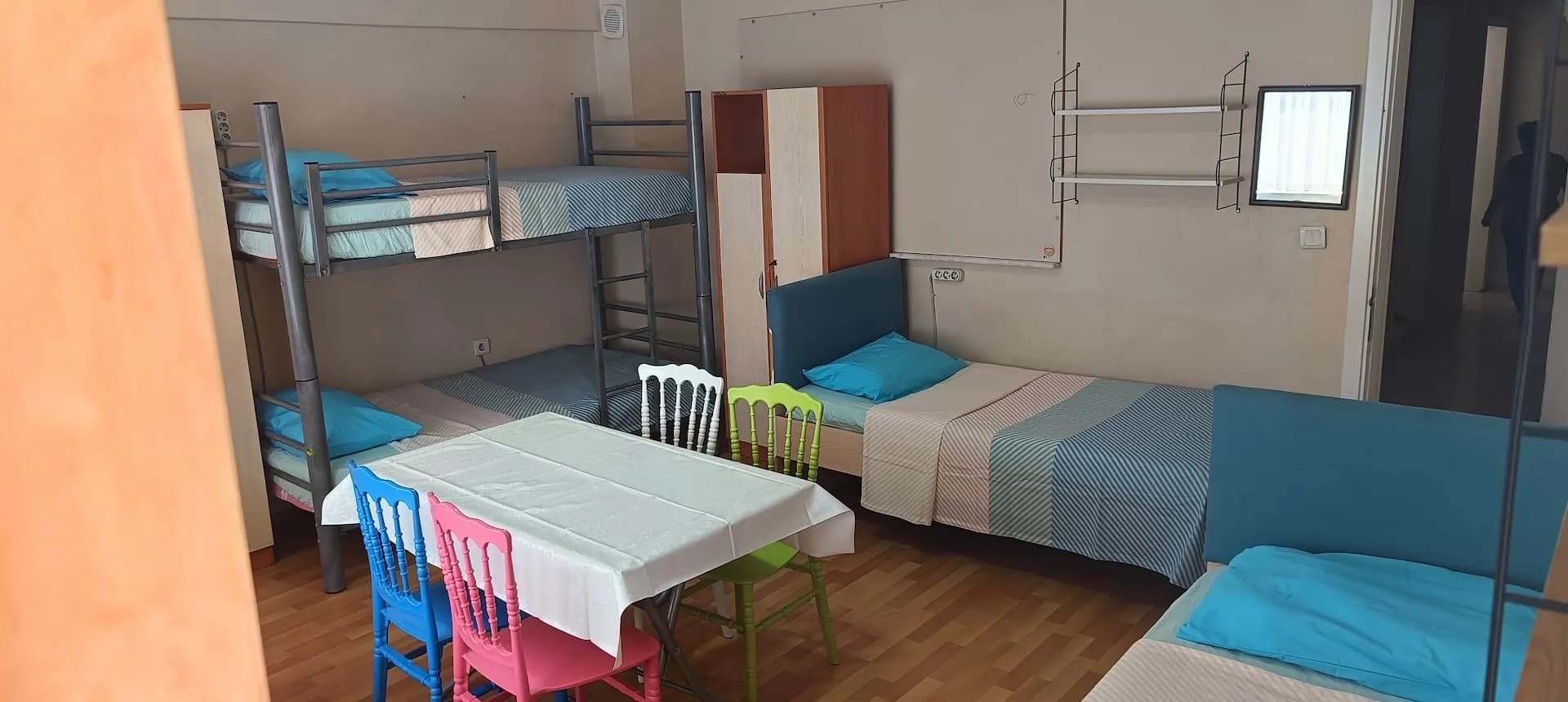 Özel Bornova Yükseköğrenim Erkek Öğrenci Yurdu Küçük Resim 3